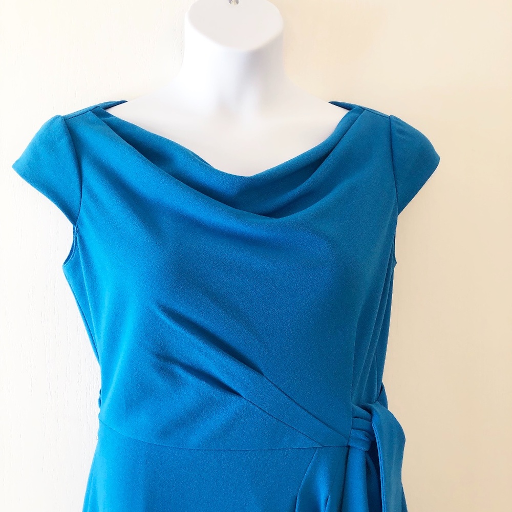 Lovely Royal Blue Tahari Arthur S. Levine Dress Size:10